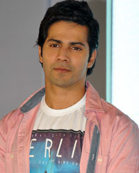 Varun Dhawan at Varun Promotes Main Tera Hero