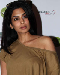 Sarah Jane Dias at Vicky Goes Veg Book Launch