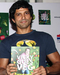 Farhan Akhtar at Vicky Goes Veg Book Launch