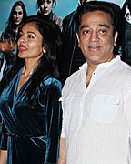 Kamal Haasan and Pooja Kumar