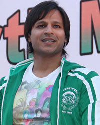 Vivek Oberoi at Vivek Oberoi Supports Narendra Modi