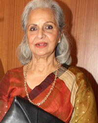 Waheeda Rehman at Walk of The Stars Honours Asha Parekh