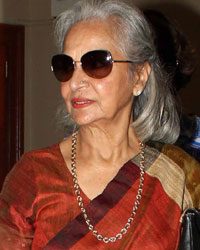 Waheeda Rehman at Walk of The Stars Honours Asha Parekh