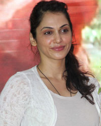 Isha Koppikar at World Environment Day 2013