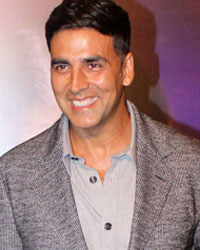 Akshay Kumar at Yash Chopra Memorial Awards