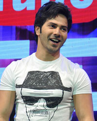 Varun Dhawan at YouTube FanFest 2014