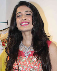 Sarah Jane Dias at Zanaaya Couture Store Launch