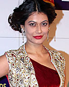 Payal Rohatgi at Zee Cine Awards 2013