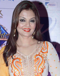 Deepshikha at Zee Rishtey Awards 2015