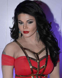 Rakhi Sawant at Zee Rishtey Awards 2015