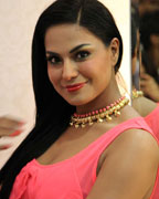 Veena Malik at Zindagi 50 50 Film Promotion