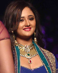 Rashmi Desai at 10th Annual Caring with Style Fashion Show