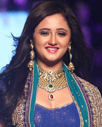 Rashmi Desai at 10th Annual Caring with Style Fashion Show