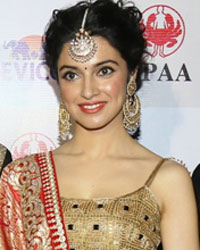 Divya Khosla at 10th Annual Caring with Style Fashion Show