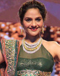 Madhoo Madhoo