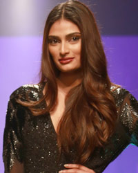 Athiya Shetty at Amazon India Fashion Week 2016