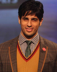 Sidharth Malhotra at Blackberry Sharp Nights