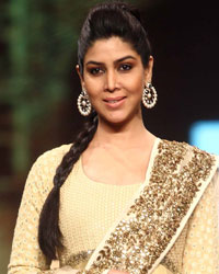 Sakshi Tanwar at Cancer Fundraiser Fashion Show