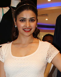 Prachi Desai at Central Fashion Show