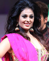 Anjana Sukhani at Fashion Me 2013 Finale