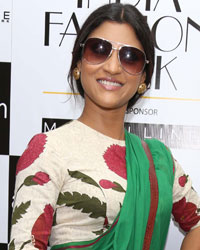 Konkana Sen at Guests at AIFW SS 2016