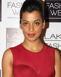 Mugdha Godse at Guests at LFW 2013