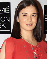 Urvashi Sharma at Guests at LFW 2013