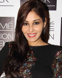 Pooja Chopra at Guests at LFW 2013