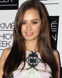 Evelyn Sharma at Guests at LFW 2013