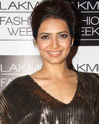 Karishma Tanna at Guests at LFW 2013