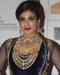 Raveena Tandon at IBJA Fashion Show 2015