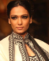 Shamita Singha at India Bridal Fashion Week Day 2013