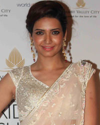 Karishma Tanna at India Bridal Fashion Week Day 2013