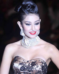 India International Jewellery Week 2013