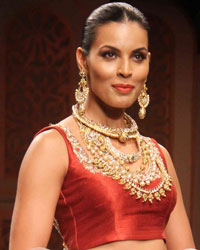 Deepti Gujral at India International Jewellery Week 2015