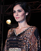 Bruna Abdullah at Indian Derby 2013 Fashion Show