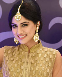 Sapna Pabbi at Jashn Store Launch and Fashion Show