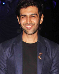 Kartik Aaryan at LFW SR 2016 Opening Show Manish Malhotra