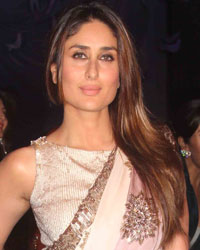 Kareena Kapoor at LFW SR 2016 Opening Show Manish Malhotra