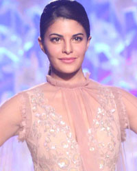 Jacqueline Fernandez at LFW SR 2016 Opening Show Manish Malhotra