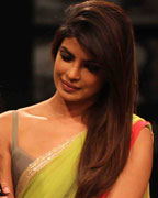 Varun Dhawan, Asha Bhosle and Priyanka Chopra Varun Dhawan, Asha Bhosle and Priyanka Chopra