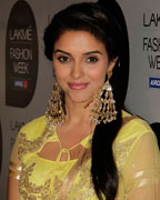 Asin at LFW Summer Resort 2013