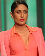 Kareena Kapoor at LFW Summer Resort 2013