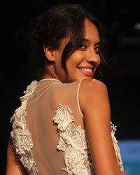 Lisa Haydon at LFW Summer Resort 2014