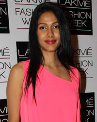 Nethra Raghuraman at LFW Summer Resort 2014