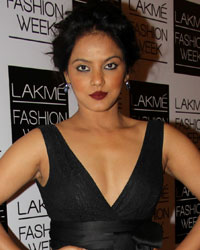 Neetu Chandra at LFW Summer Resort 2014