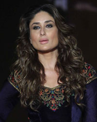 Kareena Kapoor at Lakme Fashion Week 2016