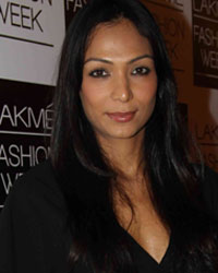 Shamita Singh\a