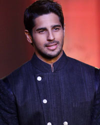 Sidharth Malhotra at Men For Mijwan Charity Fashion Show