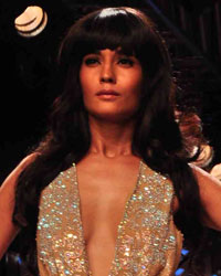 Monisha Jaising Show at LFW 2015